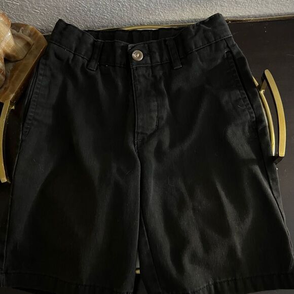 Chaps Boys Approved School Wear Black Shorts 6 Regular - Picture 1 of 3